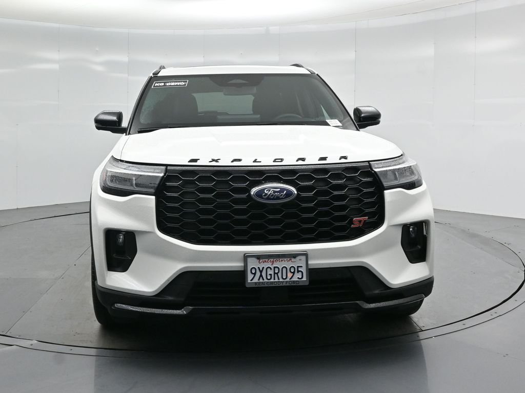 New 2026 Star White Metallic Tri-Coat Ford ST image 26