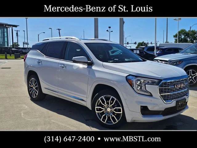 2024 GMC Terrain Denali AWD's photo