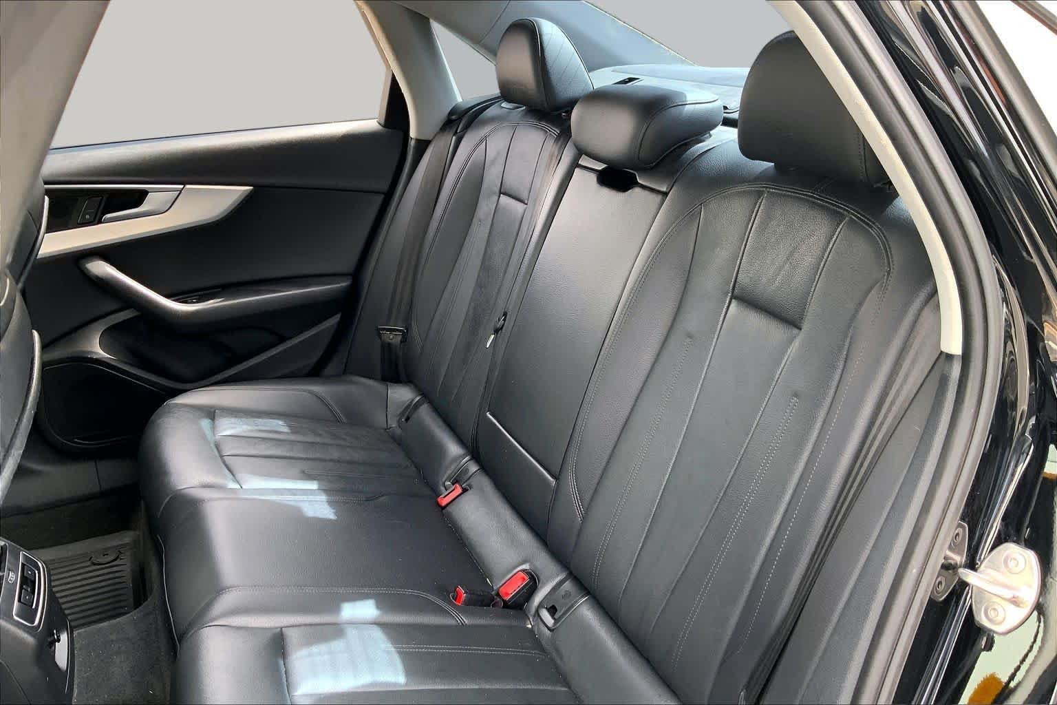 Used 2017  Audi Premium image 18