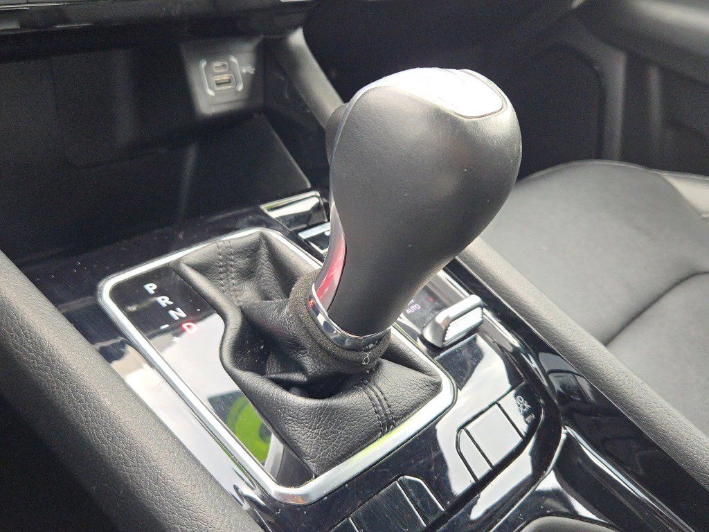 Used 2025 Red Jeep Limited image 22