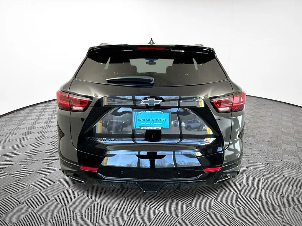 Used 2023 Black Chevrolet RS image 12