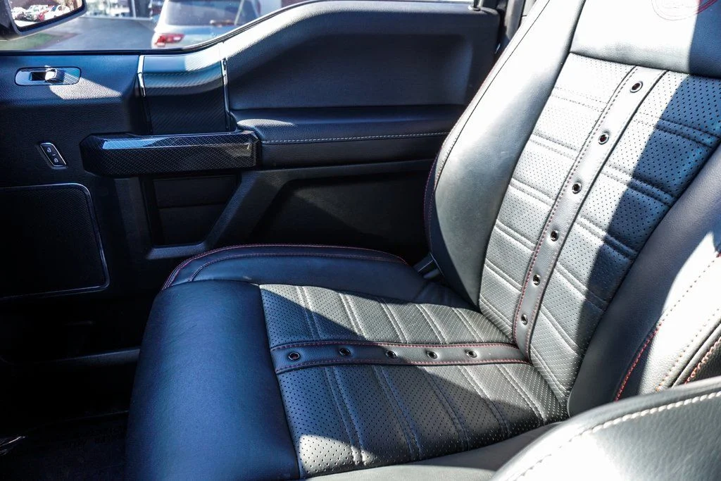 Used 2019 Black Ford Lariat image 28