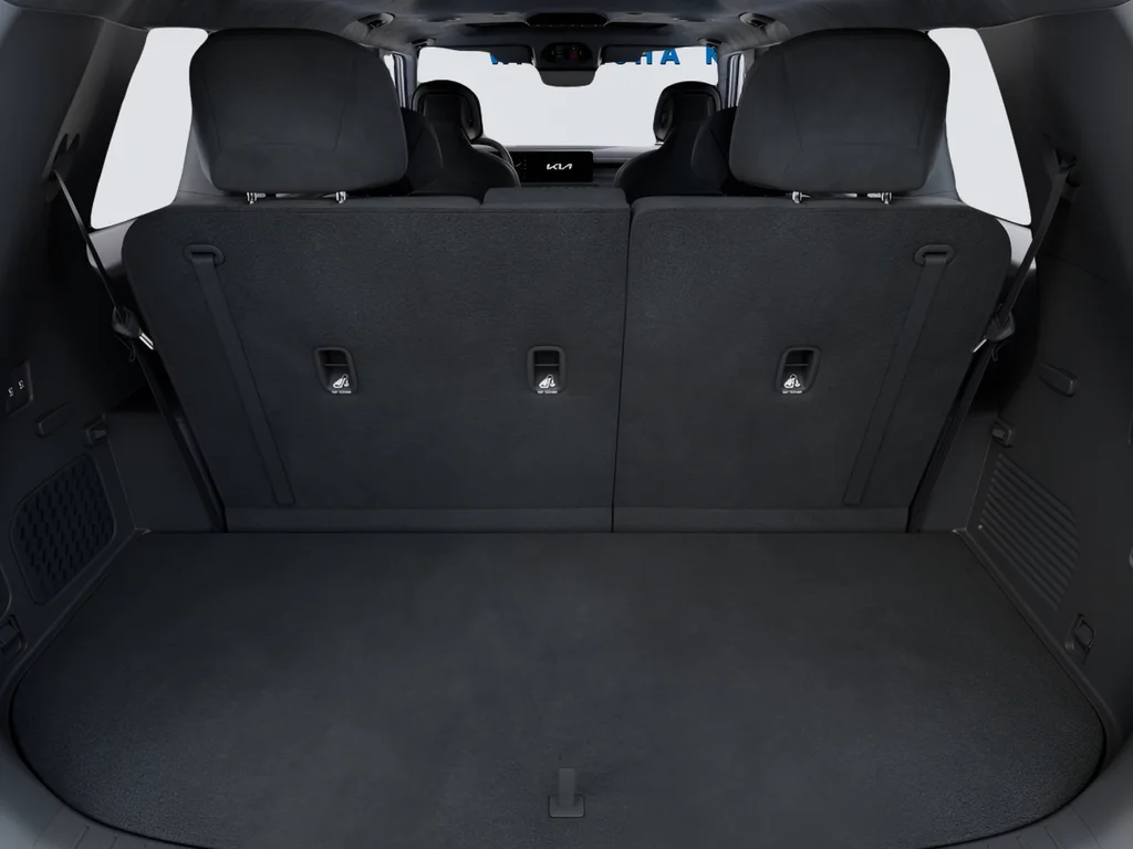 New 2027 White Kia X-Line SX Prestige image 19