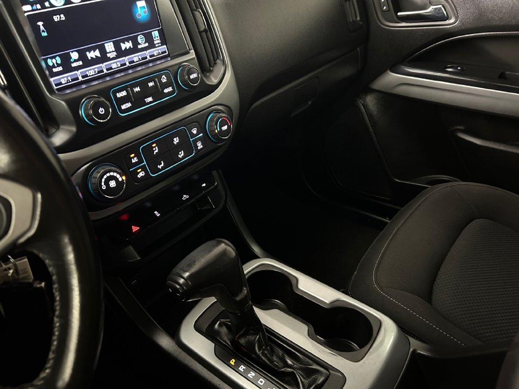 Used 2018 Red Chevrolet LT image 22
