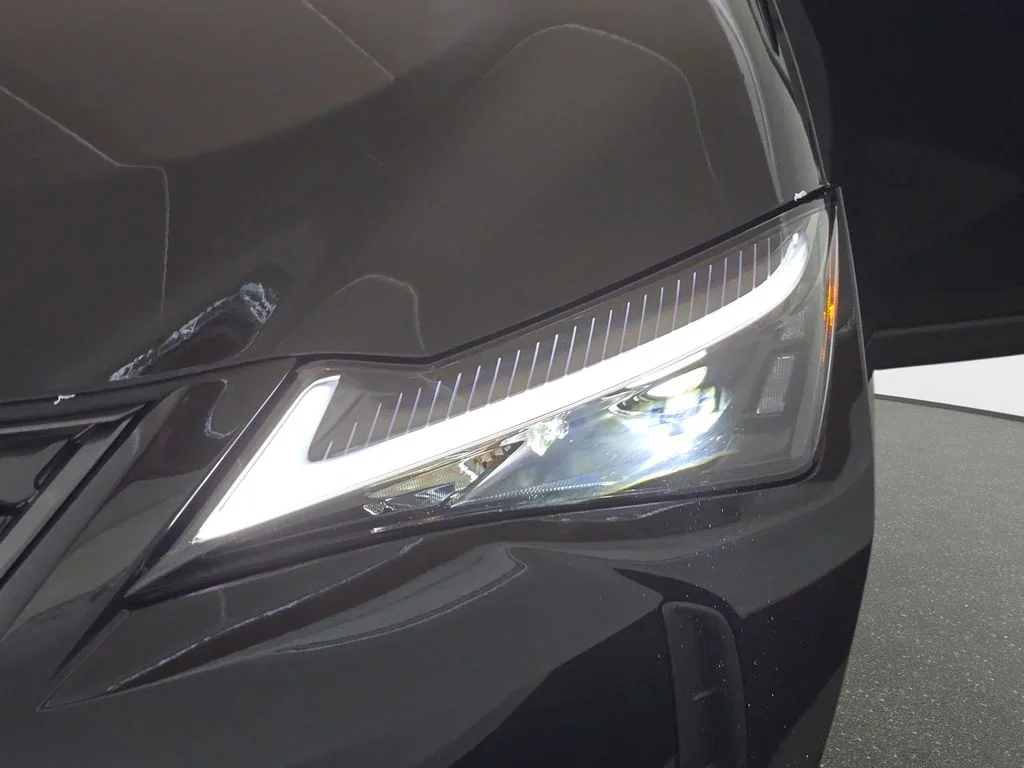 New 2026 Black Lexus 300h Premium image 29