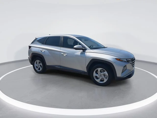 Used 2024 Silver Hyundai SE image 2