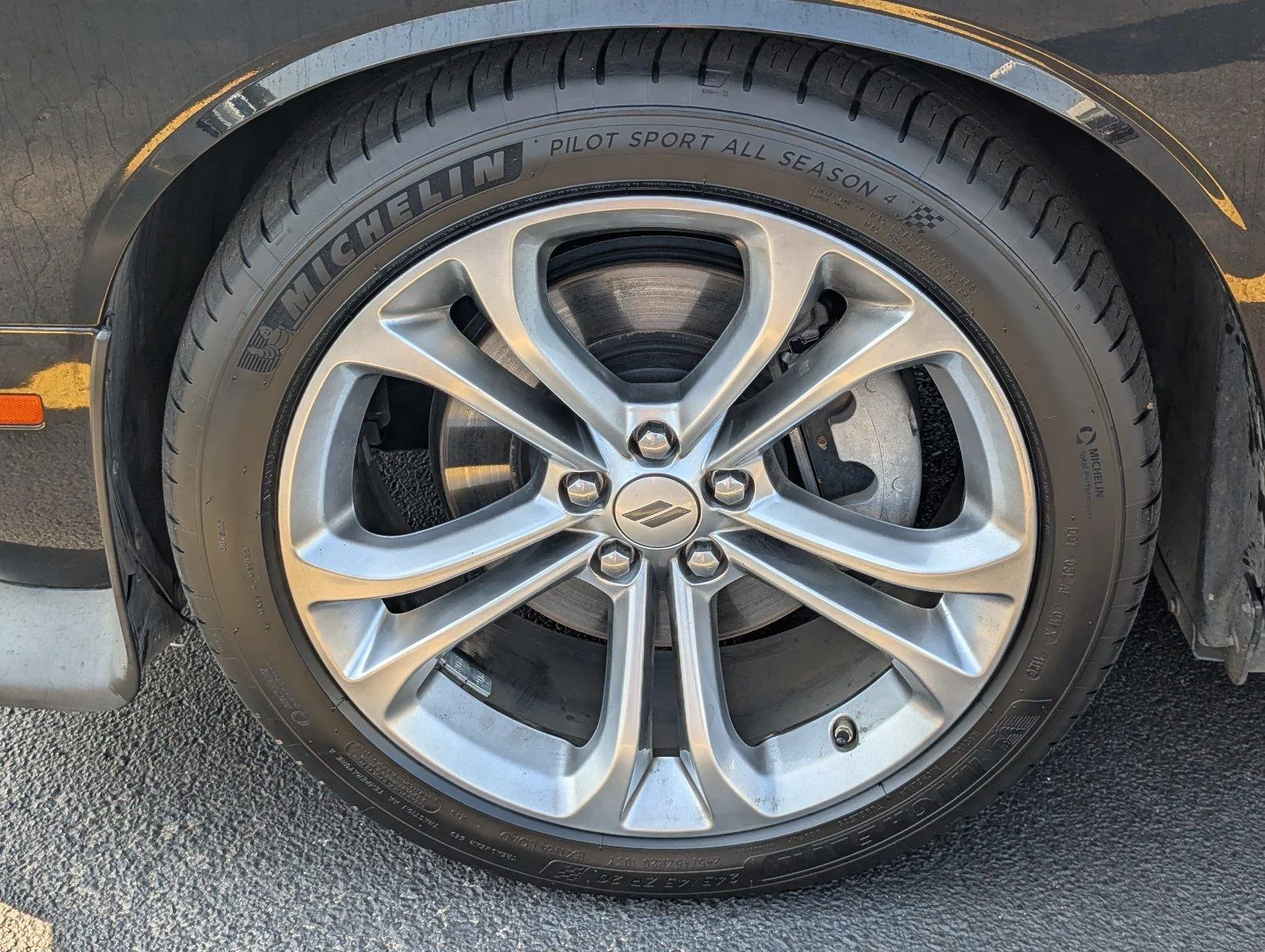 Used 2022 Pitch Black Clearcoat Dodge R/T image 11