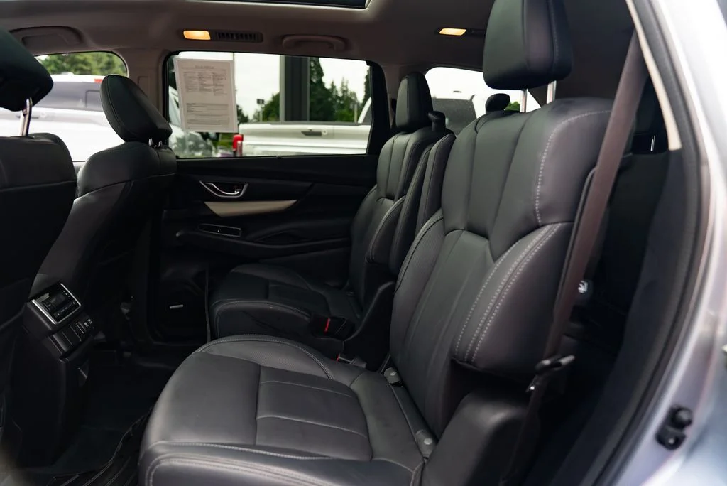 Used 2019 Silver Subaru Limited image 21