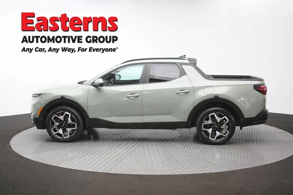 Used 2022 Green Hyundai Limited image 54
