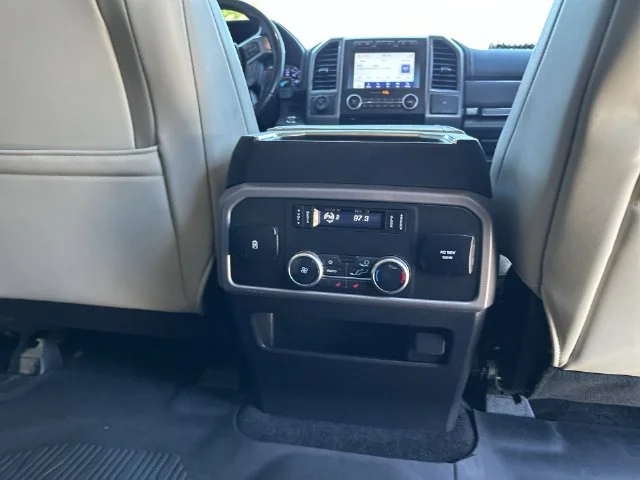 Used 2018 Silver Ford Platinum image 24