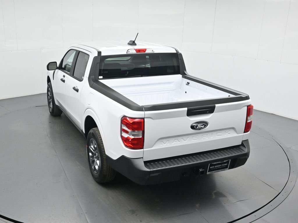 New 2026 Oxford White Ford XLT image 40