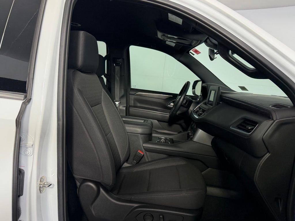 Used 2024 Summit White Chevrolet LS image 31