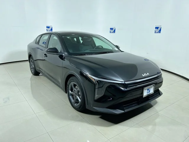 New 2026 AURORA BLACK PEARL Kia LXS image 1