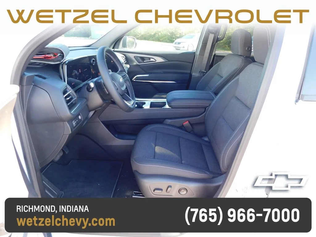 New 2027 Summit White Chevrolet LT image 12