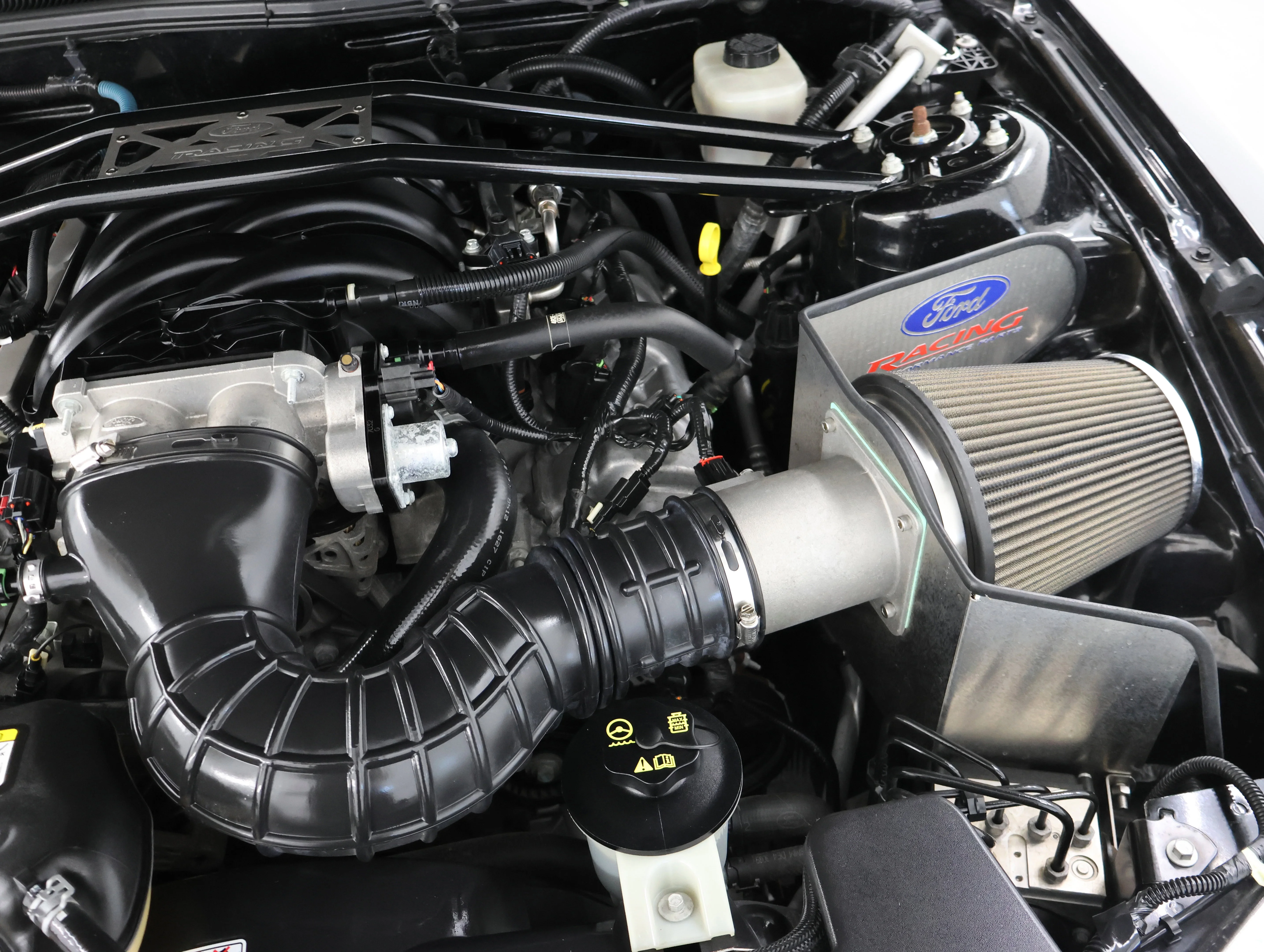 Used 2007 Black Ford GT Premium image 14