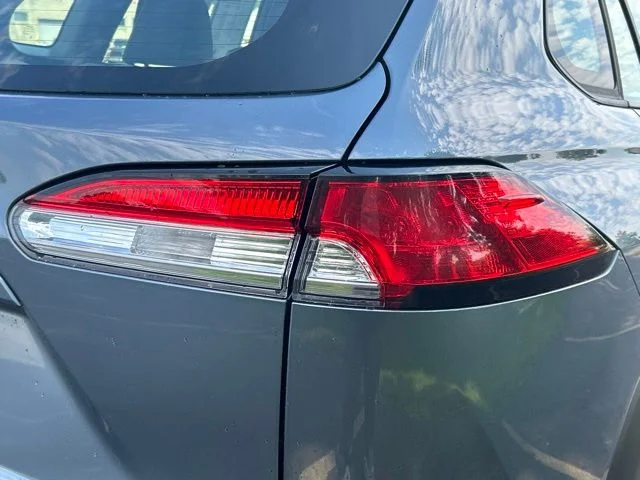Used 2025  Toyota L image 10