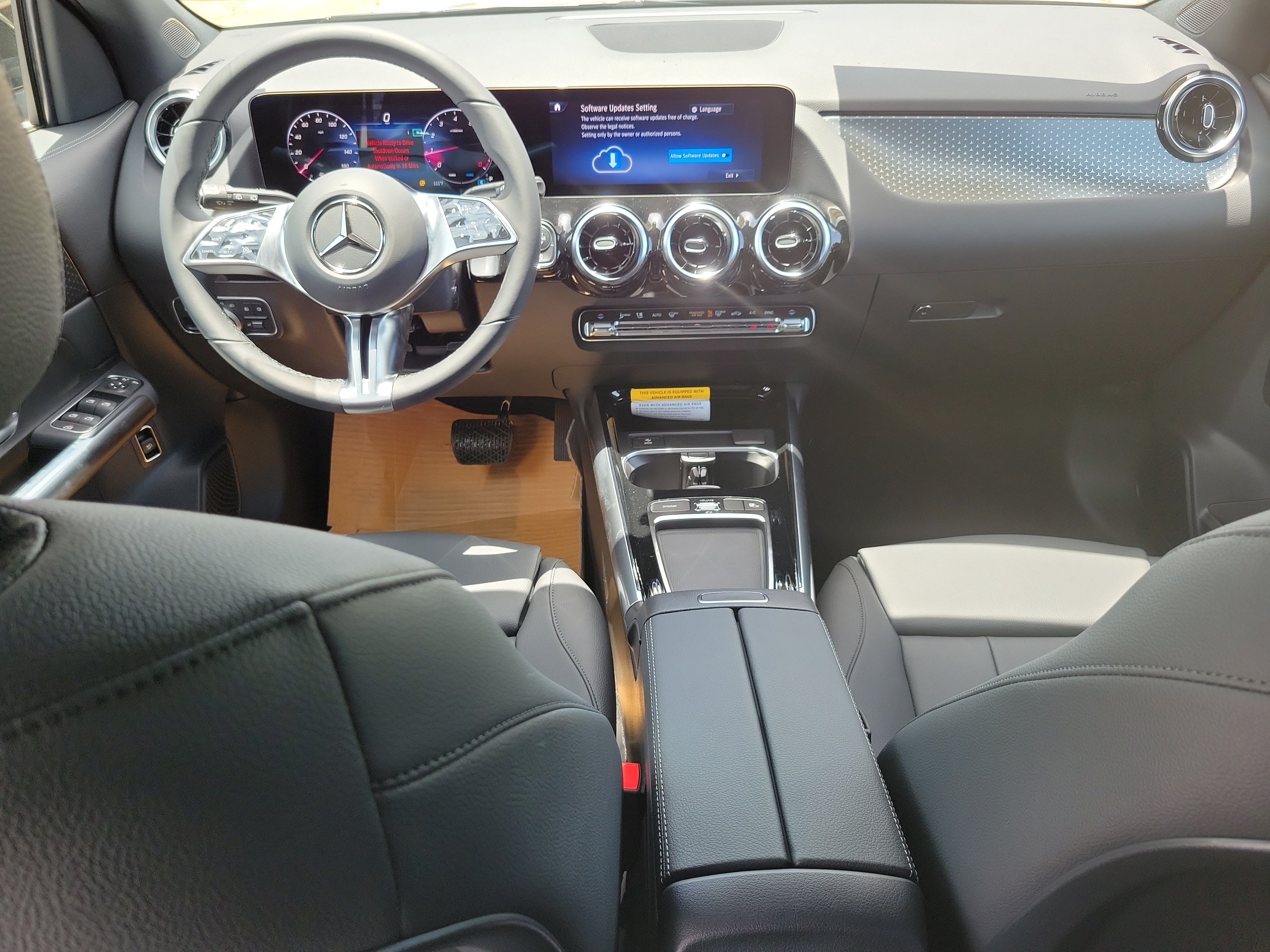 New 2026 Mountain Grey Metallic Mercedes-Benz GLA 250 image 36