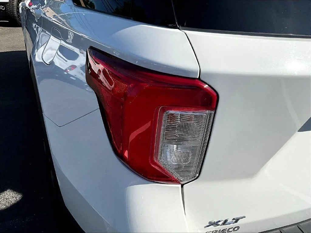 Used 2023 White Ford XLT image 25