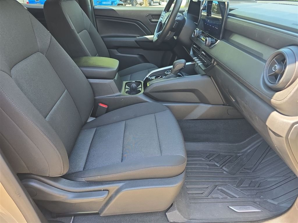 Used 2024  Chevrolet Trail Boss image 13