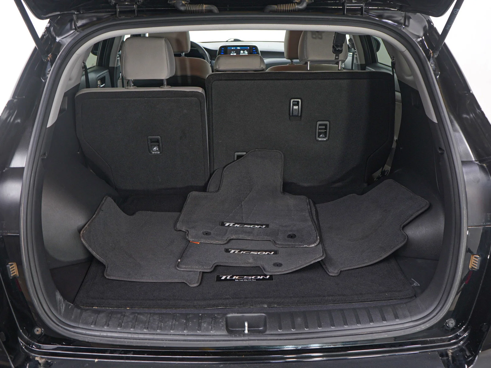 Used 2020 Black Noir Pearl Hyundai SEL image 9