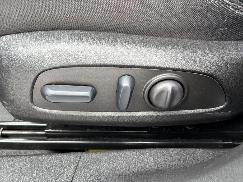 Used 2025 Black Chevrolet LT image 35