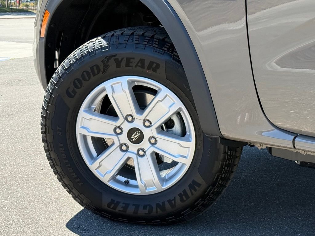 New 2026 Marsh Gray Ford XL image 15
