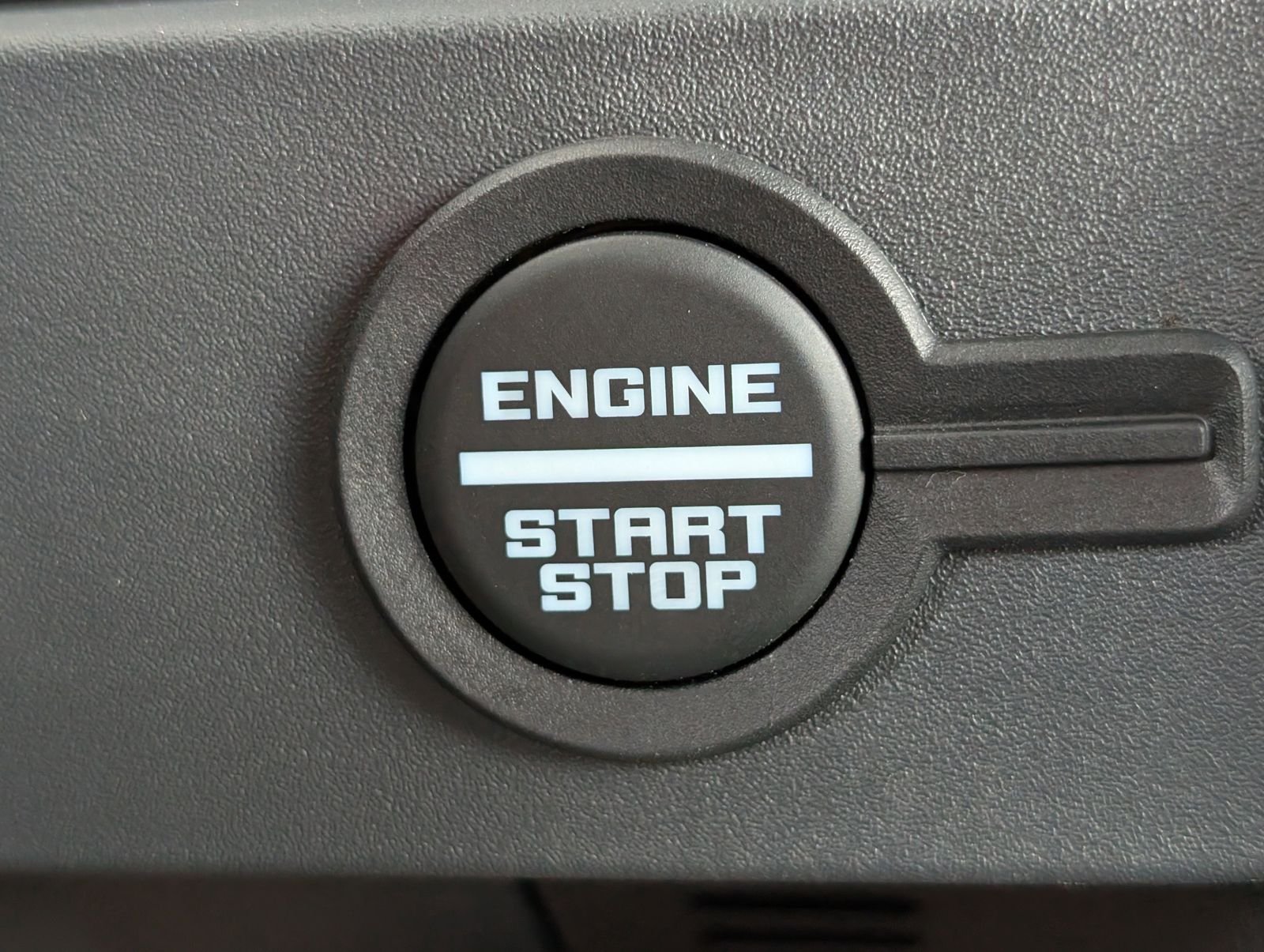 New 2026 Avalanche Gray Ford Big Bend image 28