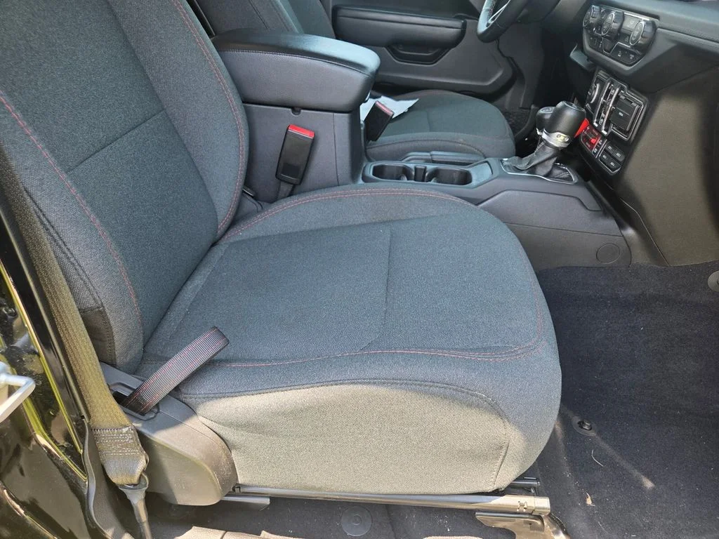Used 2025 Black Jeep Rubicon image 25