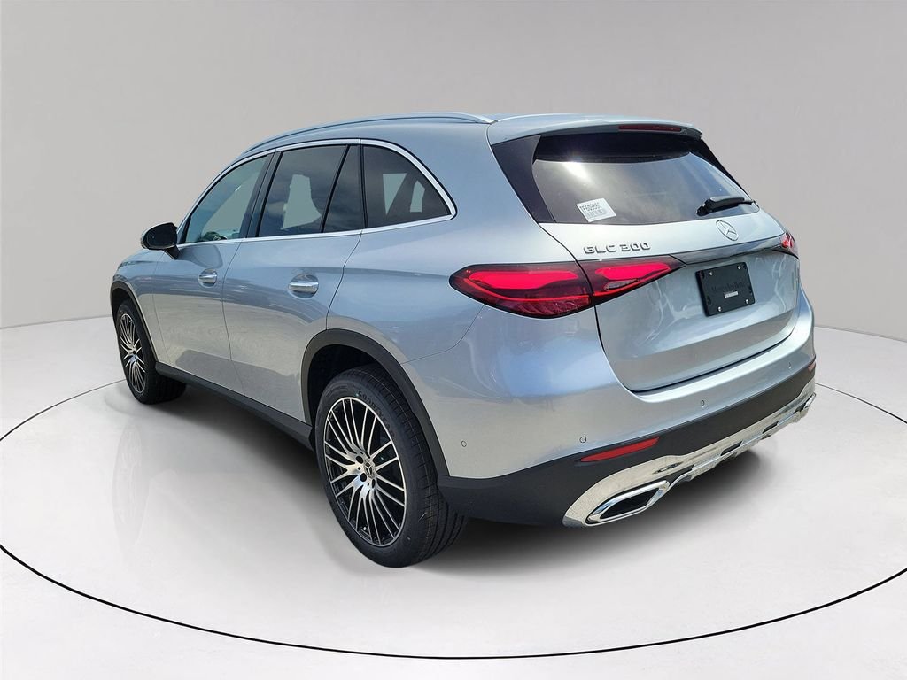 New 2026 Cirrus Silver Metallic Mercedes-Benz GLC 300 image 4