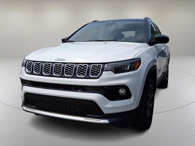 Used 2025 White Jeep Limited image 4