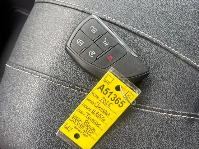 Used 2025 Mosaic Black Metallic Chevrolet LT image 32