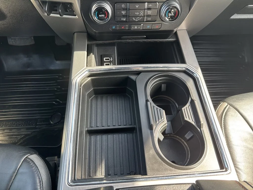 Used 2019 Ingot Silver Ford Platinum image 20