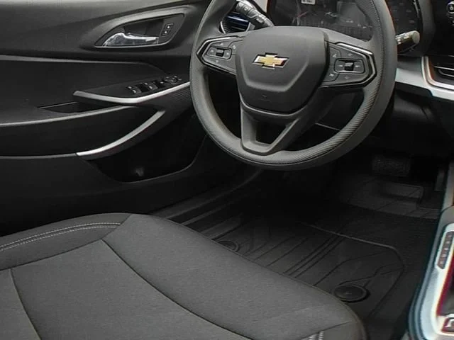 2026 Chevrolet Trax LS - Photo 38