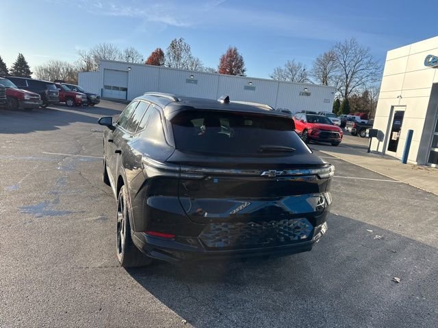 2026 Chevrolet Equinox EV RS - Photo 8