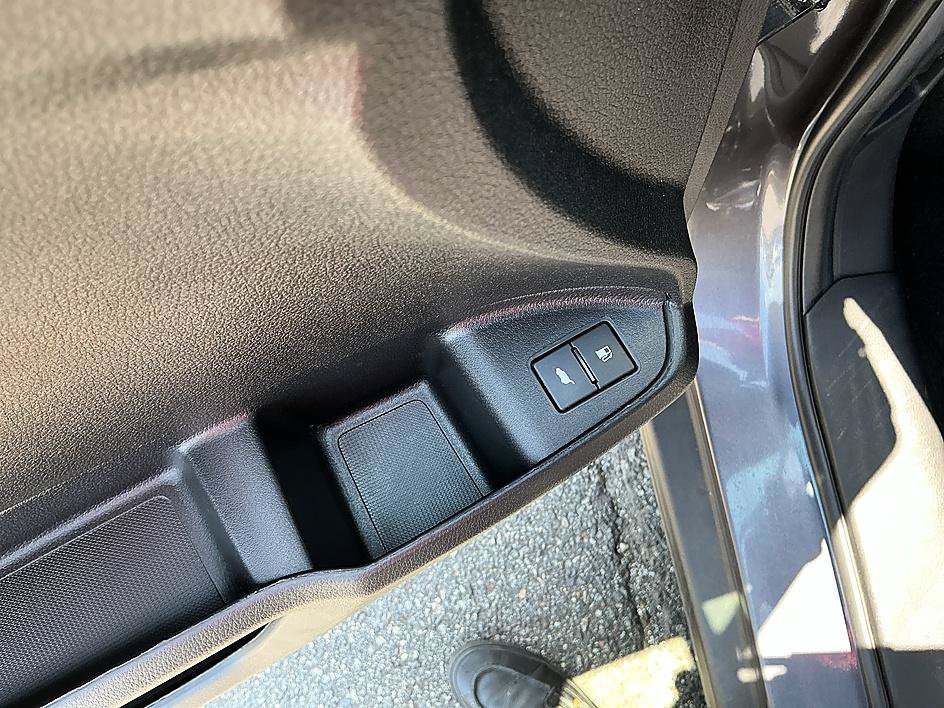 Used 2021 Gray Honda Touring image 22