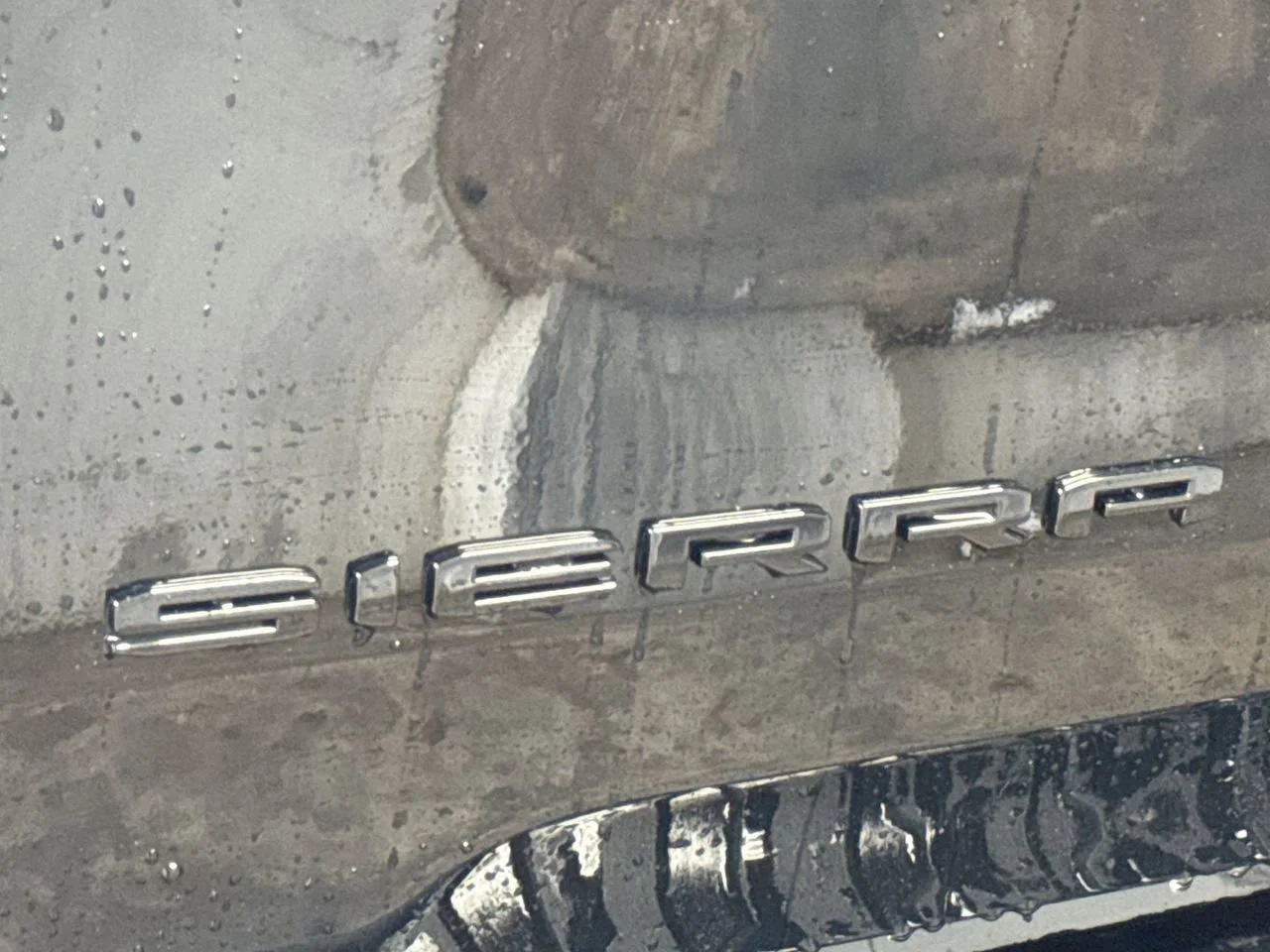 2026 GMC Sierra EV Elevation - Photo 10