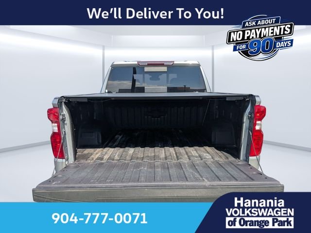 Used 2023 Gray Chevrolet LT image 12