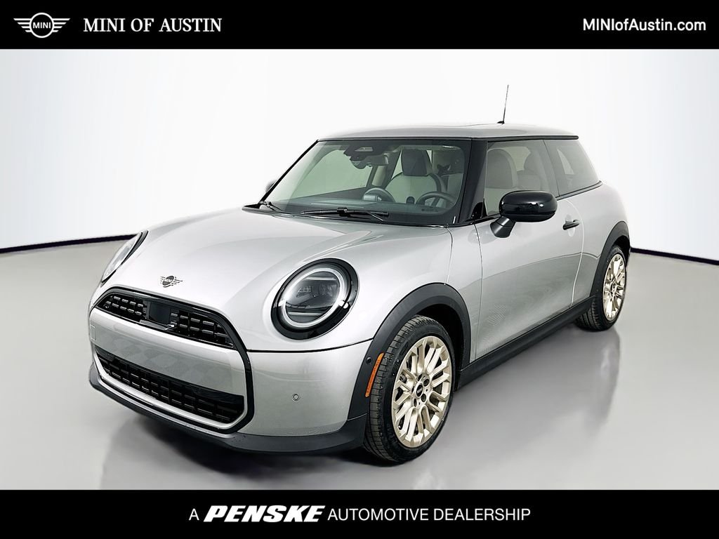 2025 MINI Hardtop Cooper's photo