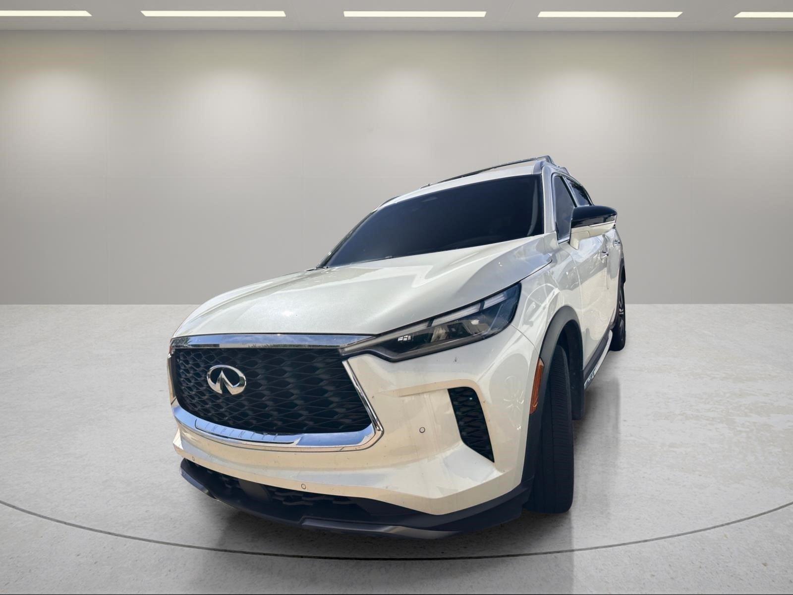 Used 2024 Majestic White INFINITI SENSORY image 4