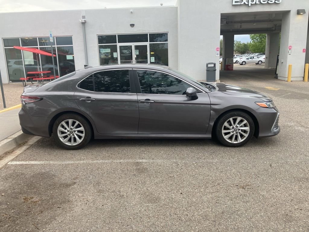 Used 2022 Gray Toyota LE image 4