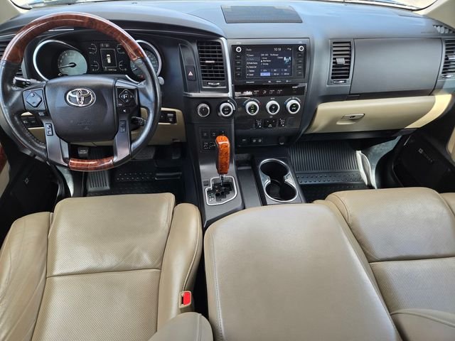 Used 2022 Black Toyota Platinum image 9