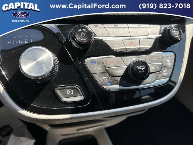Used 2023 Gray Chrysler Touring L image 28