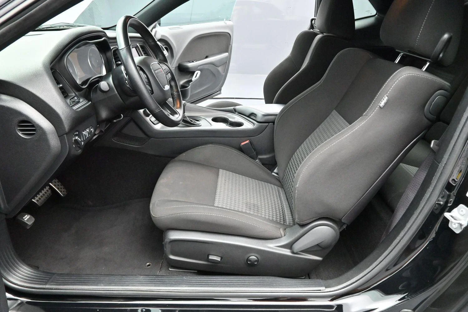 Used 2023 Pitch Black Clearcoat Dodge R/T Scat Pack image 12
