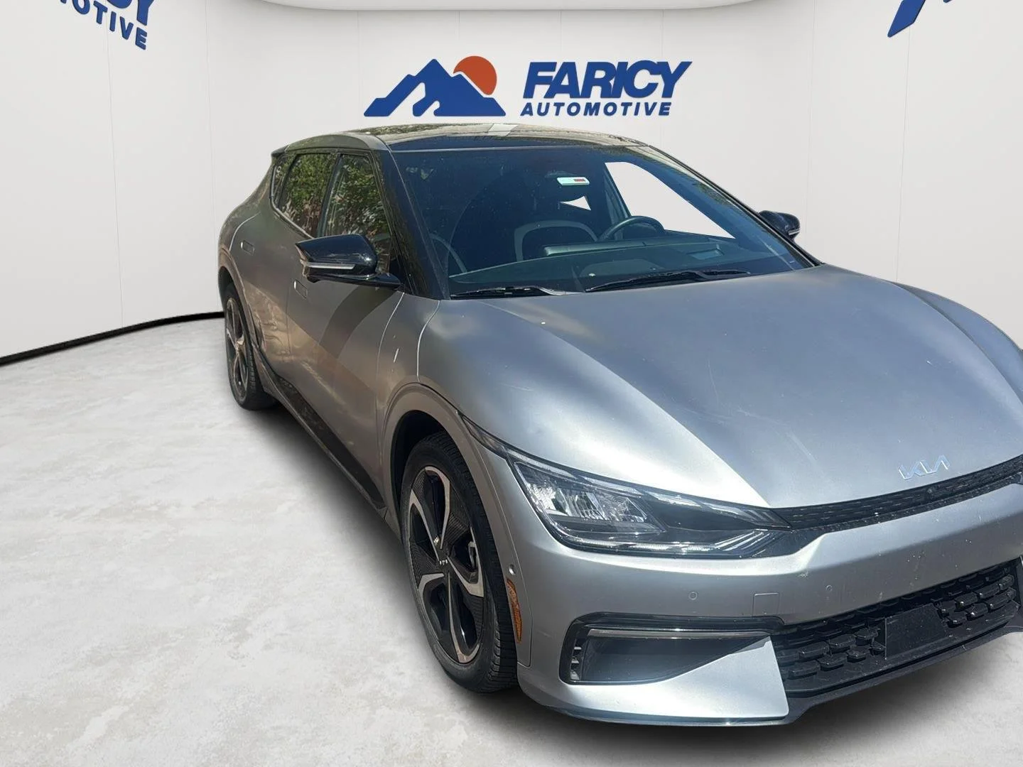 Used 2024 Steel Matte Gray Kia GT-Line image 4
