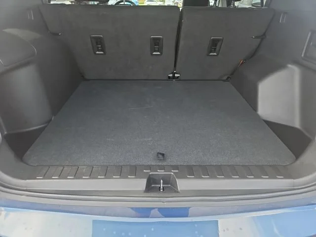 Used 2024 Lakeshore Blue Metallic Chevrolet LT image 22