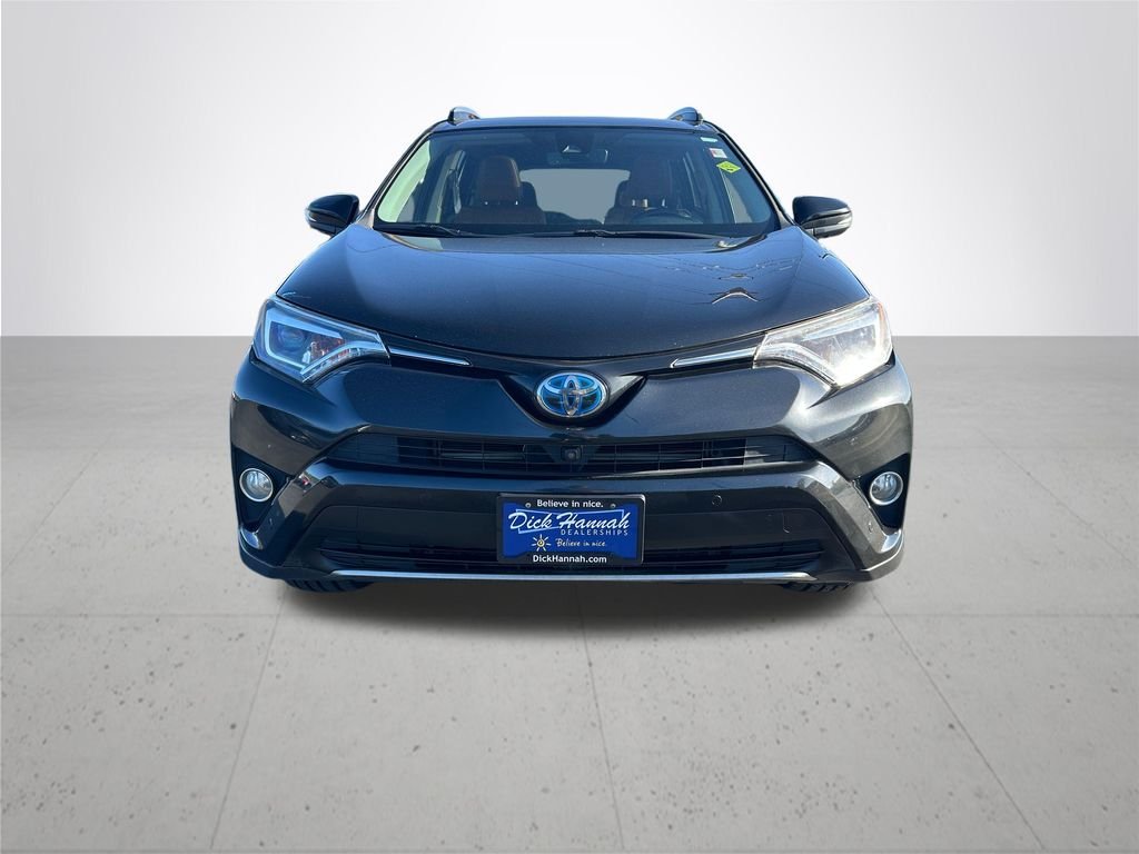 Used 2017 Black Sand Pearl Toyota Limited image 3
