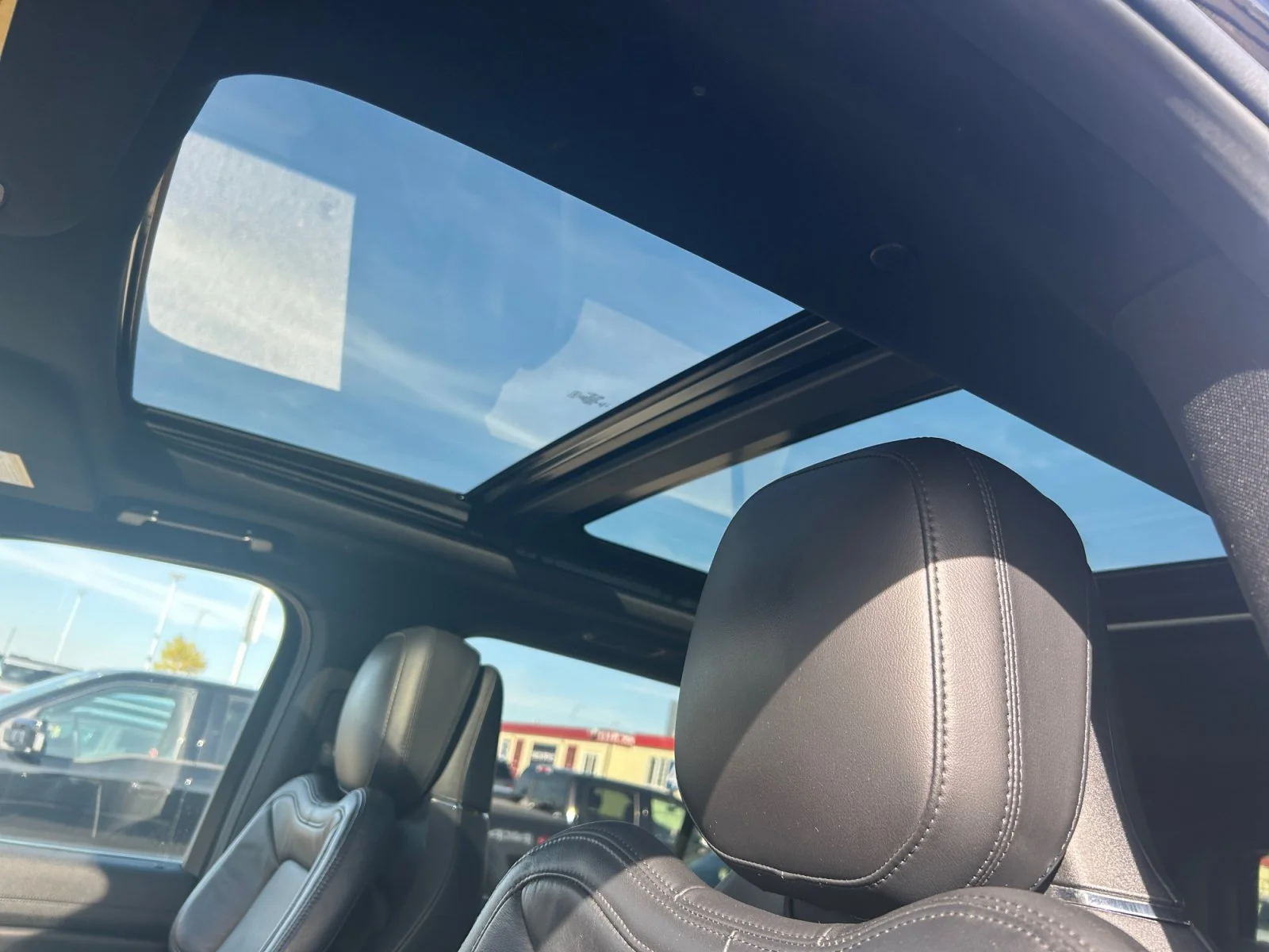 Used 2020 BLACK Lincoln RESERVE image 18