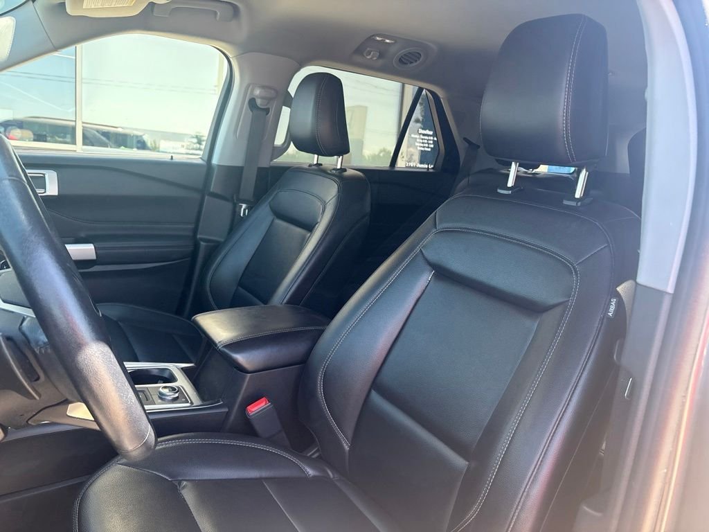 Used 2021 Gray Metallic Ford XLT image 11
