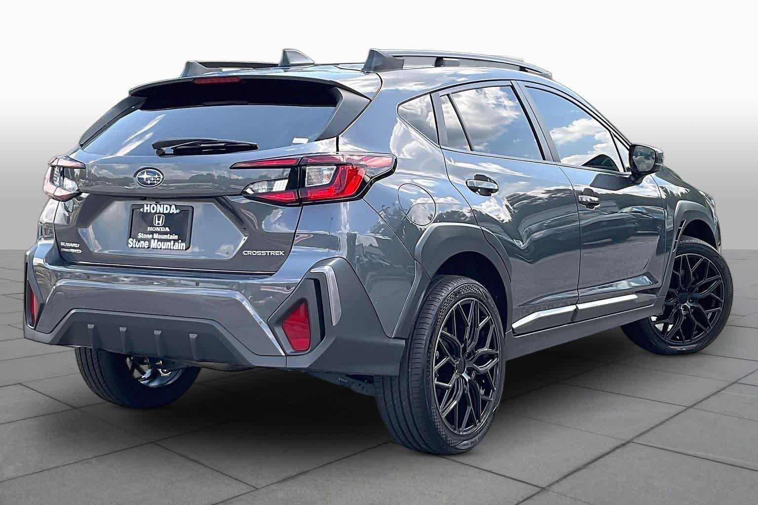 Used 2025 Magnetite Gray Metallic Subaru Limited image 13
