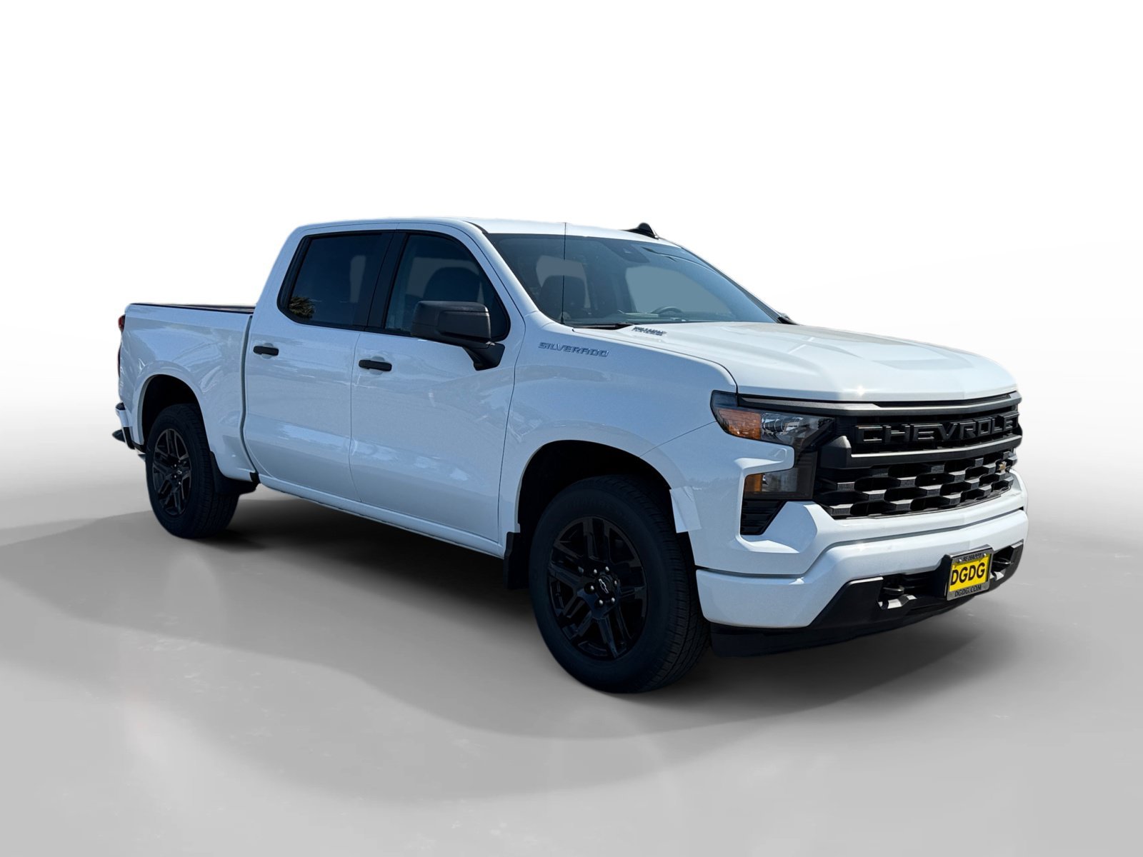 New 2026 Summit White Chevrolet Custom image 7